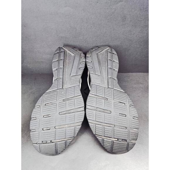 Brooks Men 10 Comfy footwear main image 5